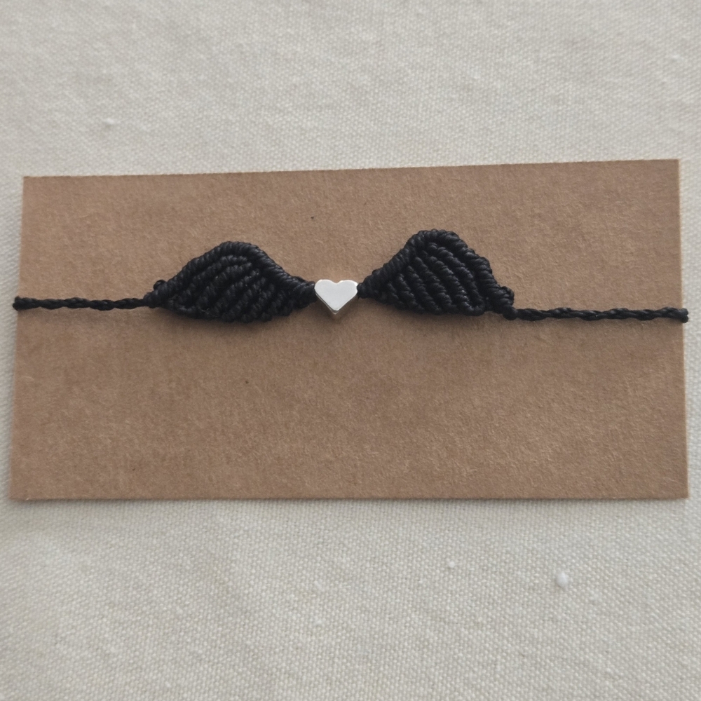 024 New Handmade Micro- Macrame Black Heart Charm Bracelet